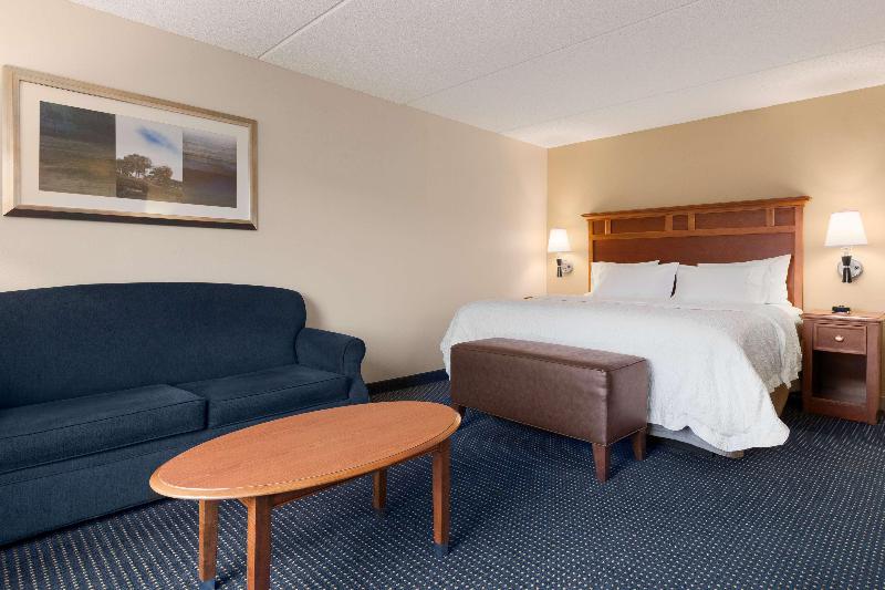 Hampton Inn Warrenton, Va image
