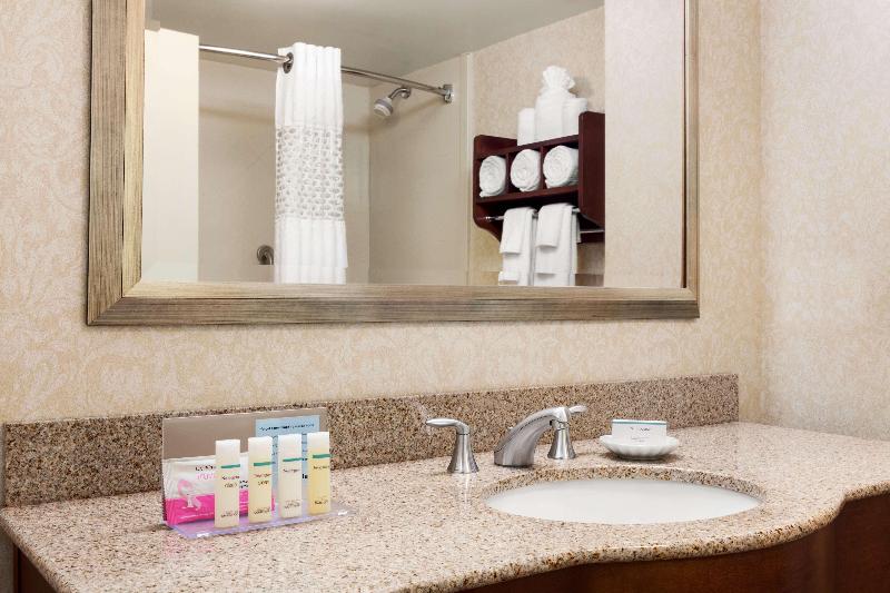 Hampton Inn Warrenton, Va image