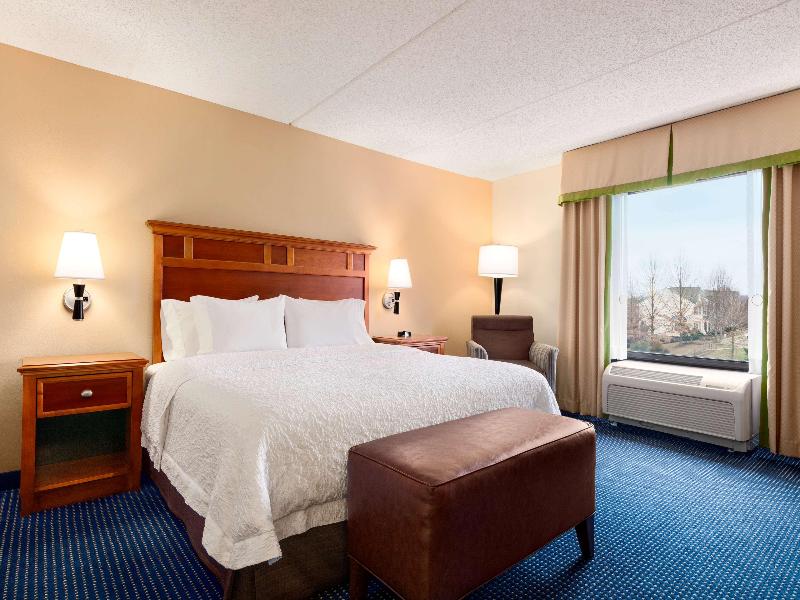 Hampton Inn Warrenton, Va image