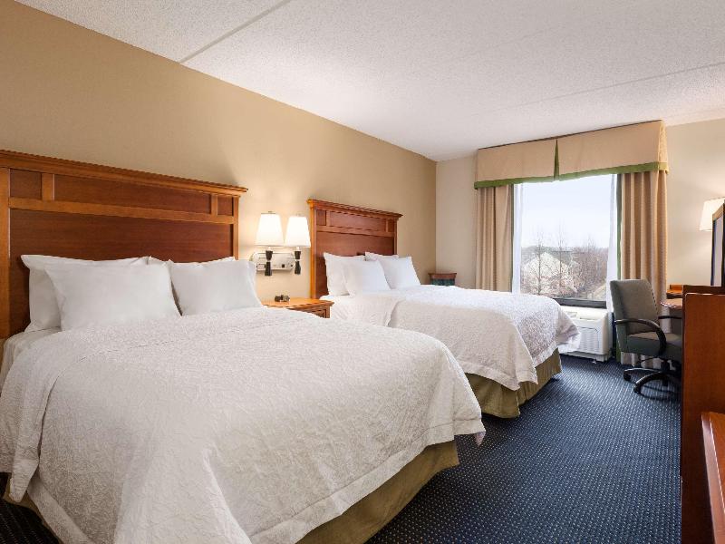 Hampton Inn Warrenton, Va image