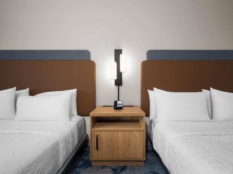 Hampton Inn Warrenton, VA image