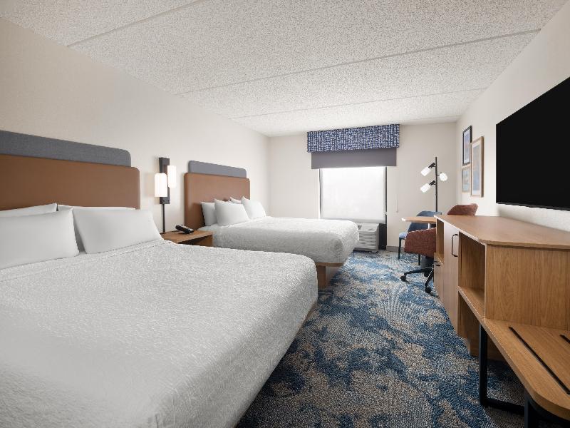 Hampton Inn Warrenton, VA image
