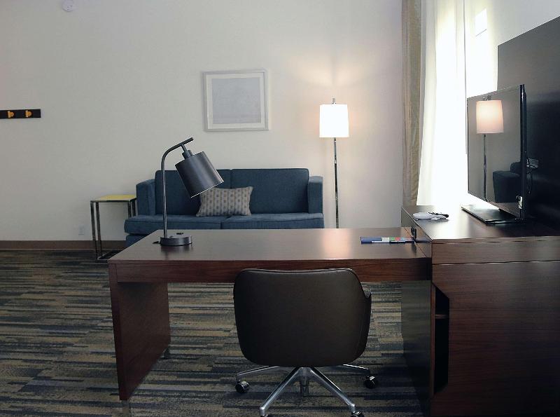 Hampton Inn & Suites Stephenville image