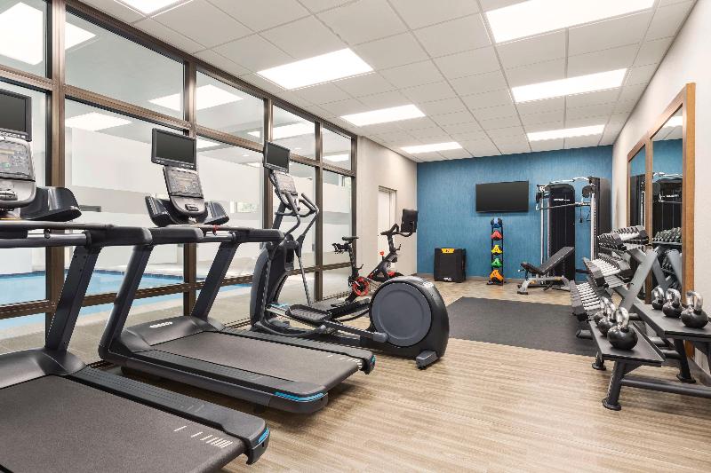 Hampton Inn Quakertown image