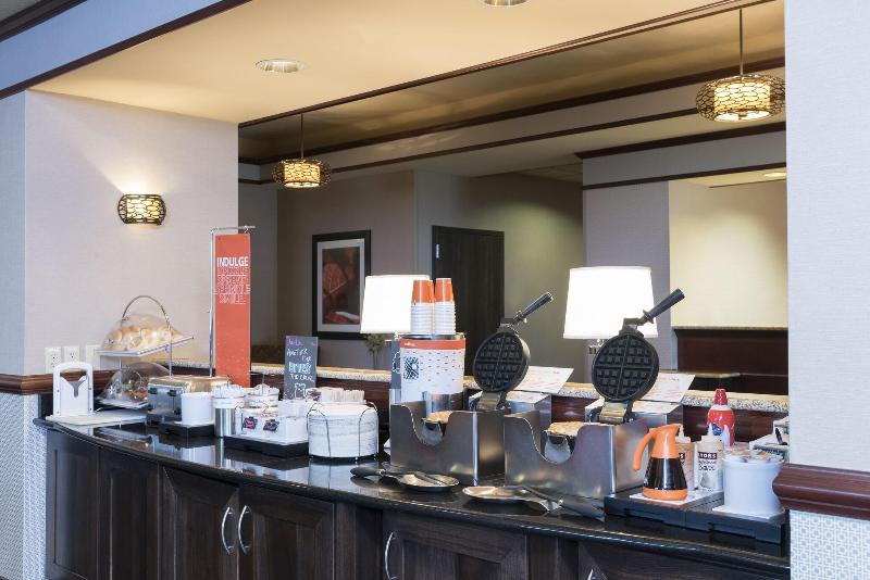 Hampton Inn Mt. Pleasant image