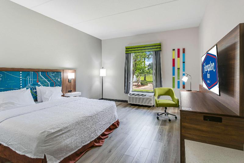 Hampton Inn Houston/Pearland image
