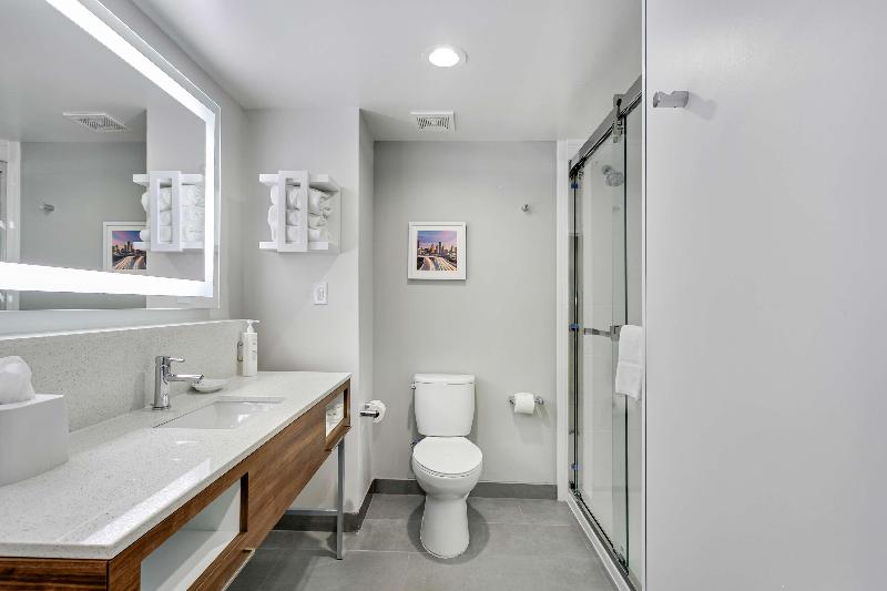 Hampton Inn Houston/Pearland image