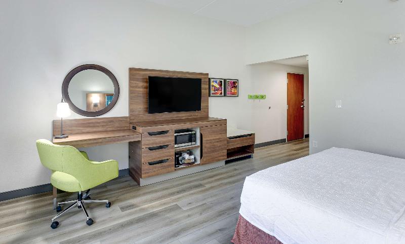 Hampton Inn Houston/Pearland image