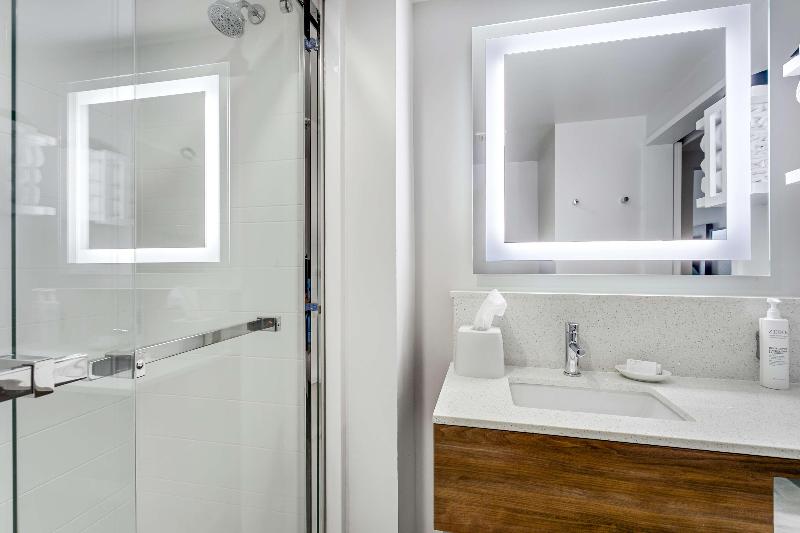 Hampton Inn Houston/Pearland image