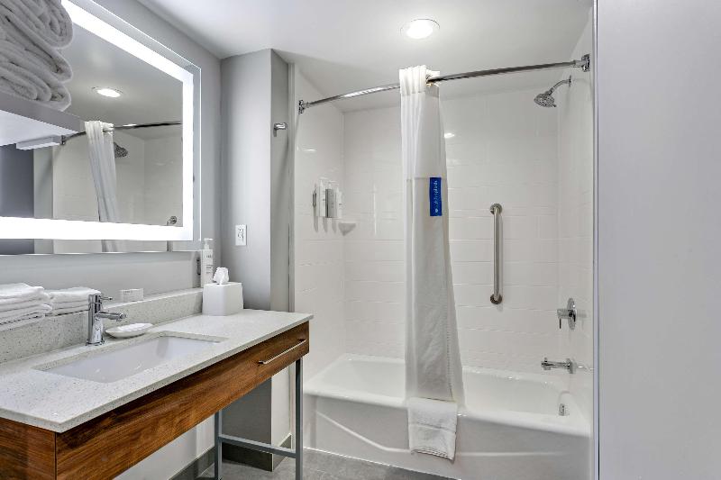 Hampton Inn Houston/Pearland image
