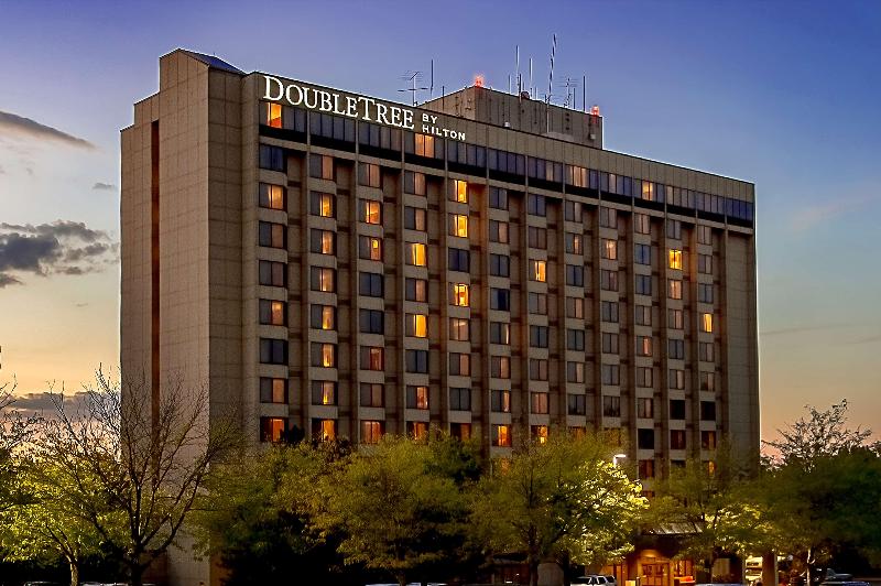 Doubletree Hotel AND Conference Center St. Louis 