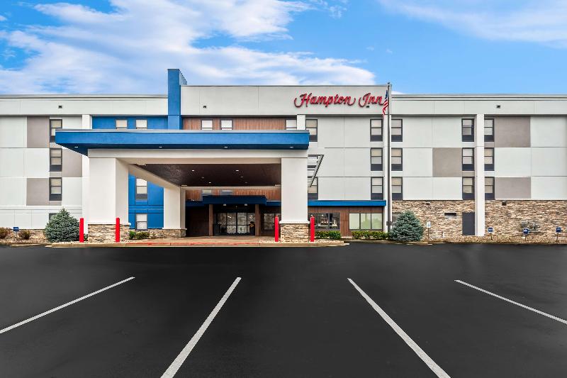 Hampton Inn Lexington/Georgetown image