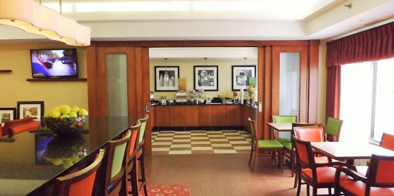 Hampton Inn Lexington/Georgetown image