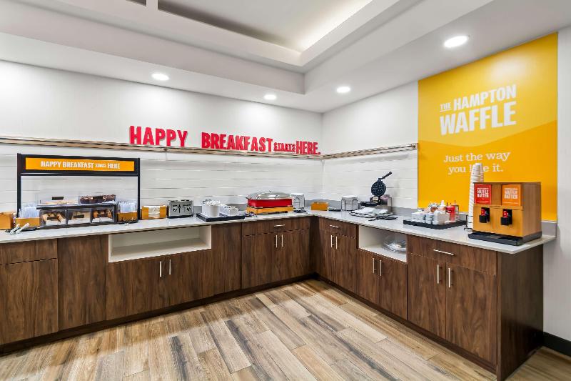 Hampton Inn Lexington/Georgetown image