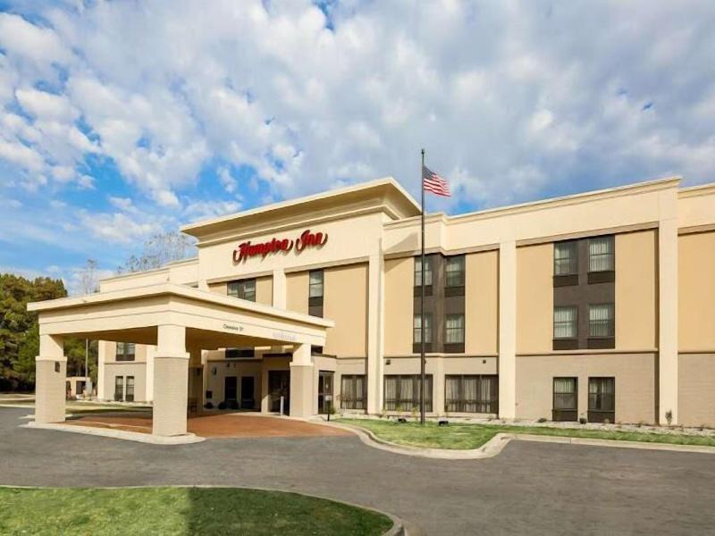 Countryside Inn and Suites