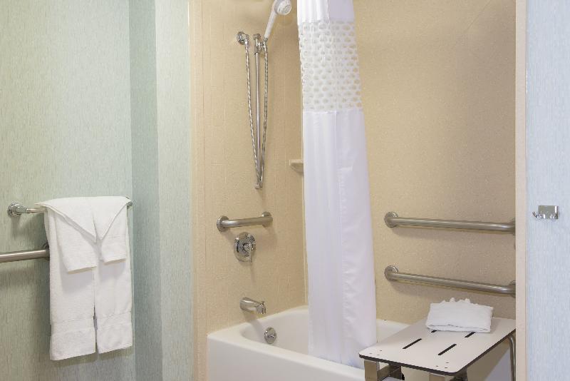 Hampton Inn & Suites Kokomo image
