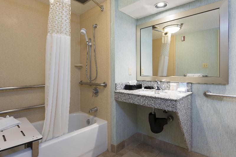 Hampton Inn & Suites Kokomo image