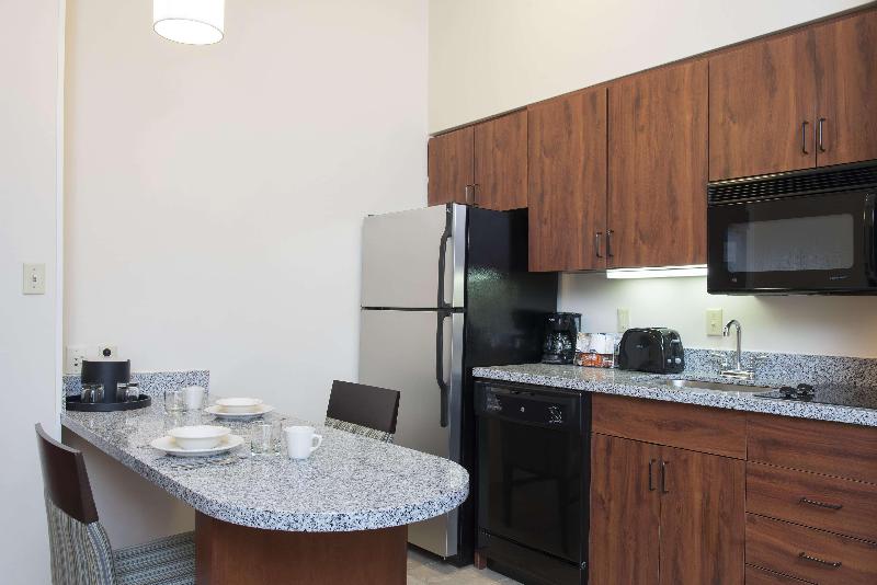 Hampton Inn & Suites Kokomo image