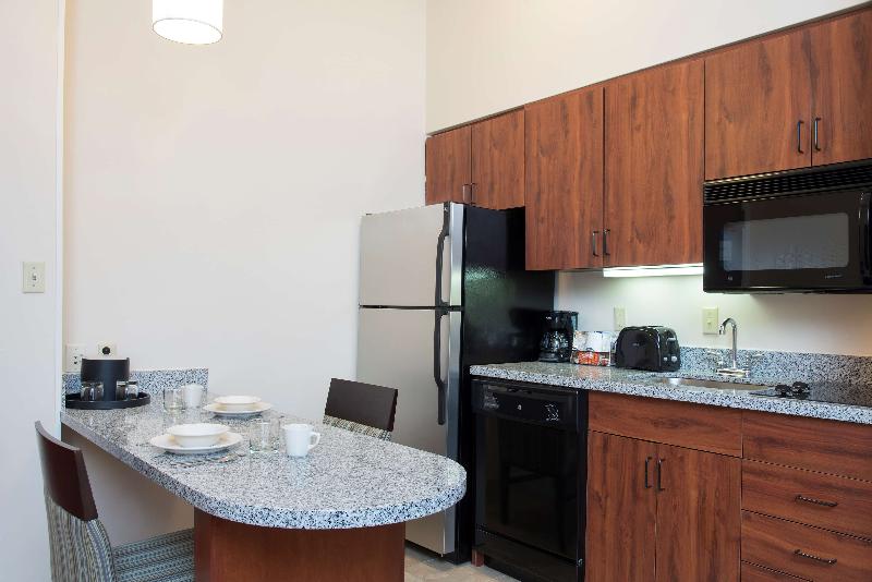 Hampton Inn & Suites Kokomo image