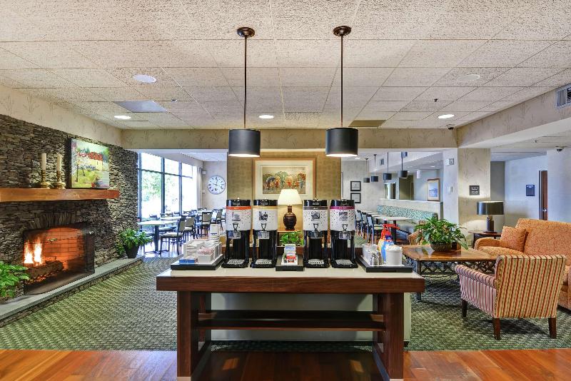 Hampton Inn Bloomsburg image