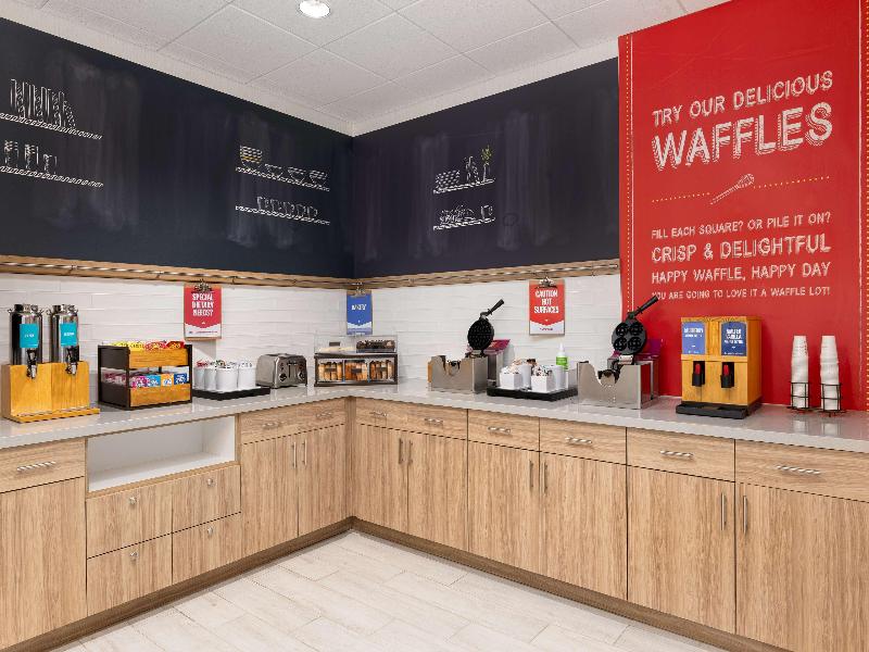 Hampton Inn Bloomsburg image