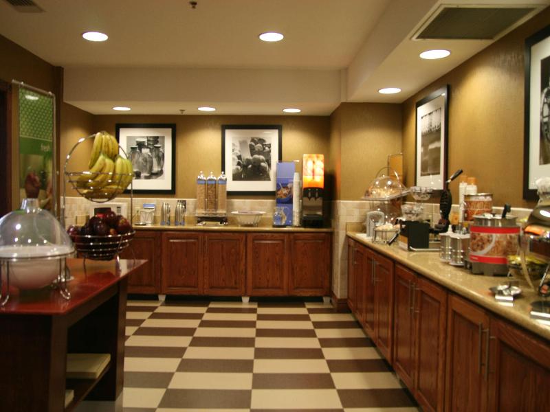 Hampton Inn & Suites Del Rio image