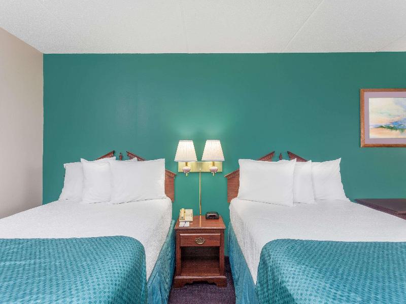 Baymont by Wyndham London KY image