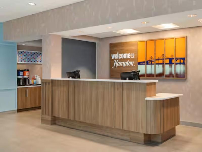 Hampton Inn Hagerstown image