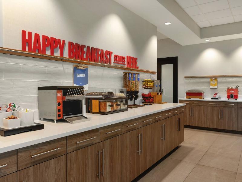Hampton Inn Hagerstown image