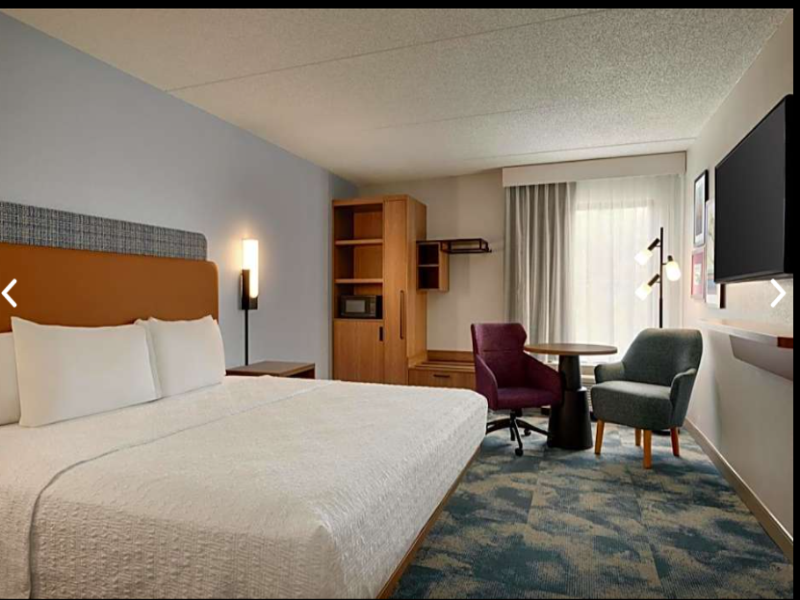 Hampton Inn Hagerstown image