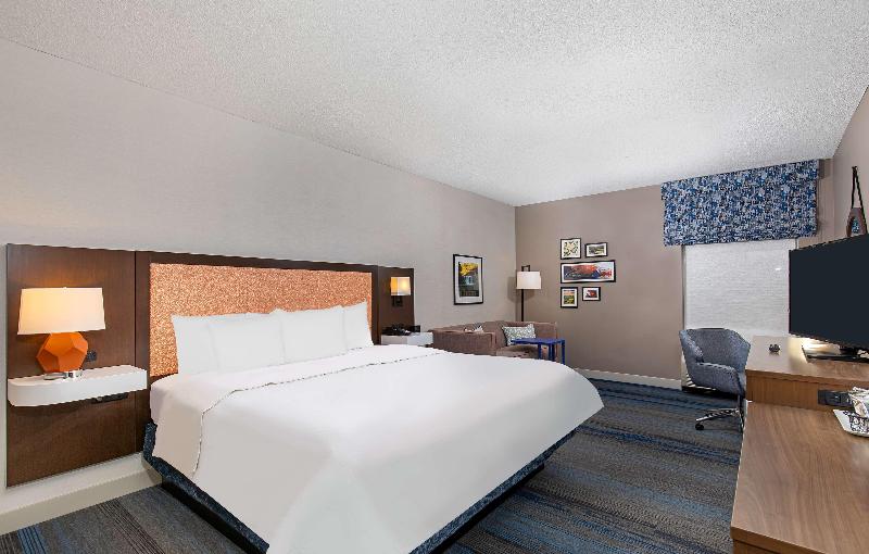 Hampton Inn Corbin image