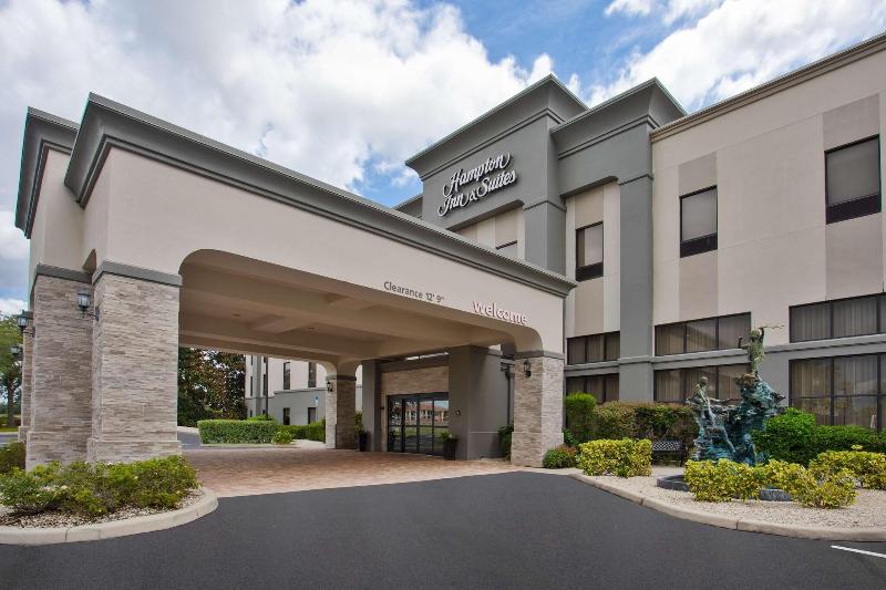 Hampton Inn & Suites Lady Lake/The Villages image