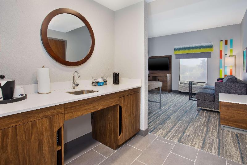 Hampton Inn & Suites Lady Lake/The Villages image