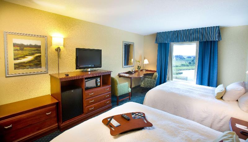 Hampton Inn & Suites Lake Wales image