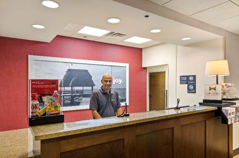 Hampton Inn Mount Dora image