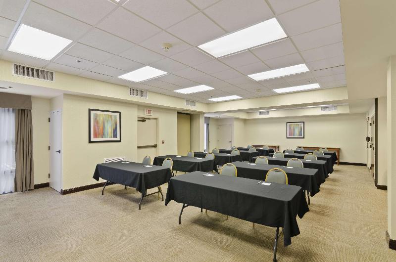 Hampton Inn Mount Dora image