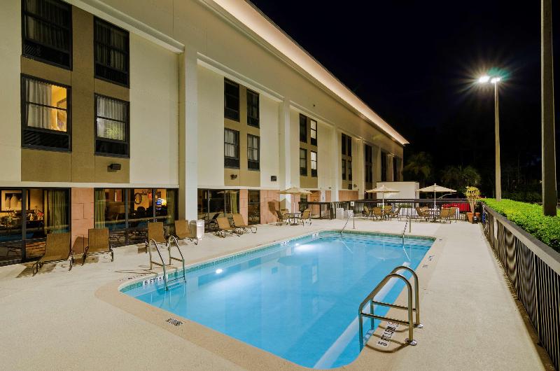 Hampton Inn Mount Dora image