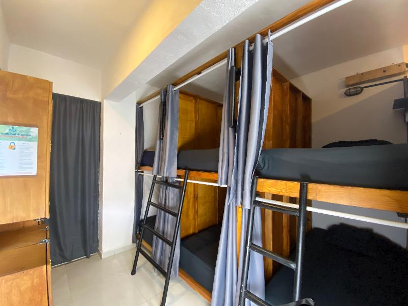 Maui Hostels Playa Del Carmen 4