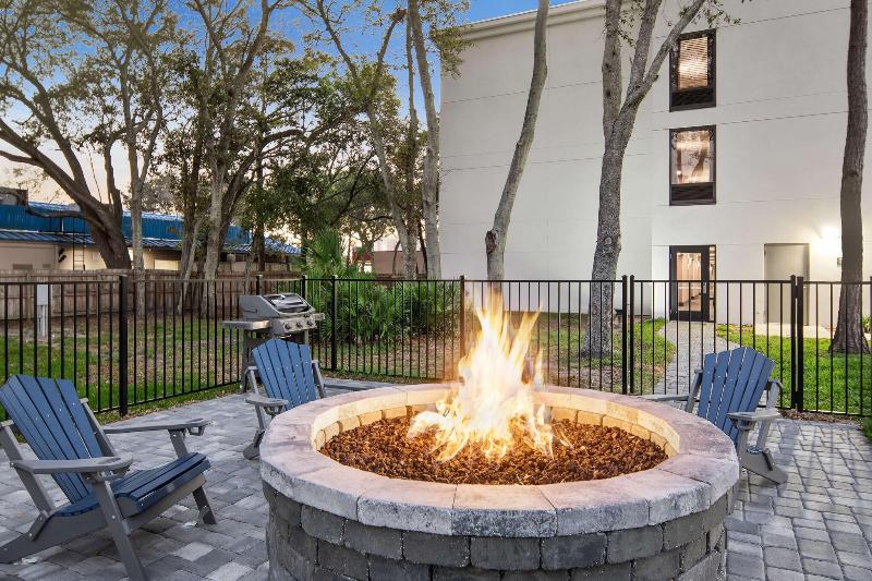 Hampton Inn Debary/Deltona/Orange City image