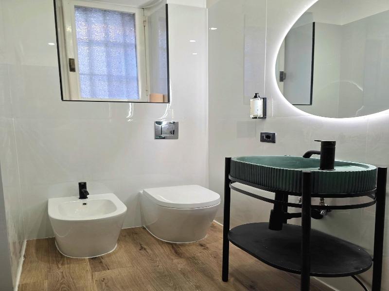 Nicole Suite image