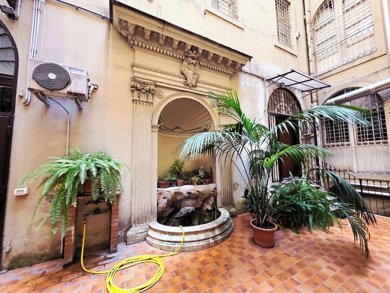Nicole Suite image