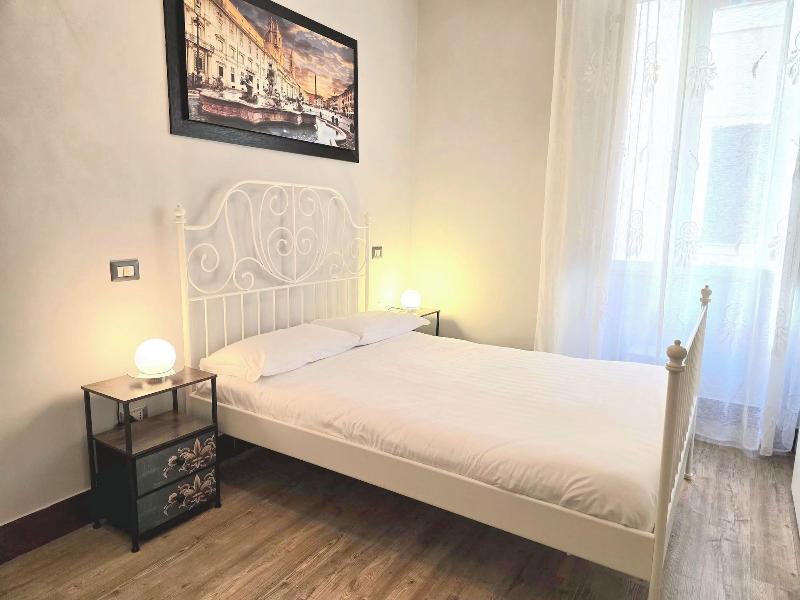 Nicole Suite image