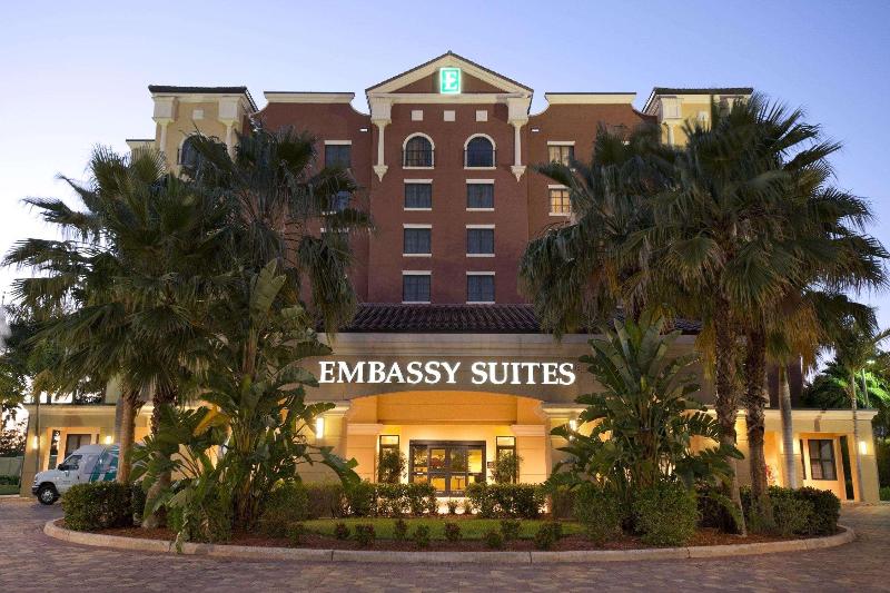 Embassy Suites Fort Myers Estero 