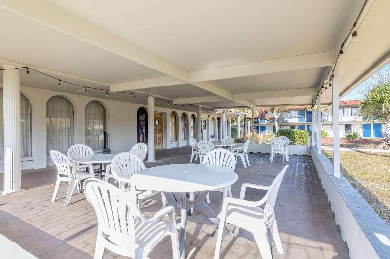 Motel 6 Spring Hill Weeki Wachee image