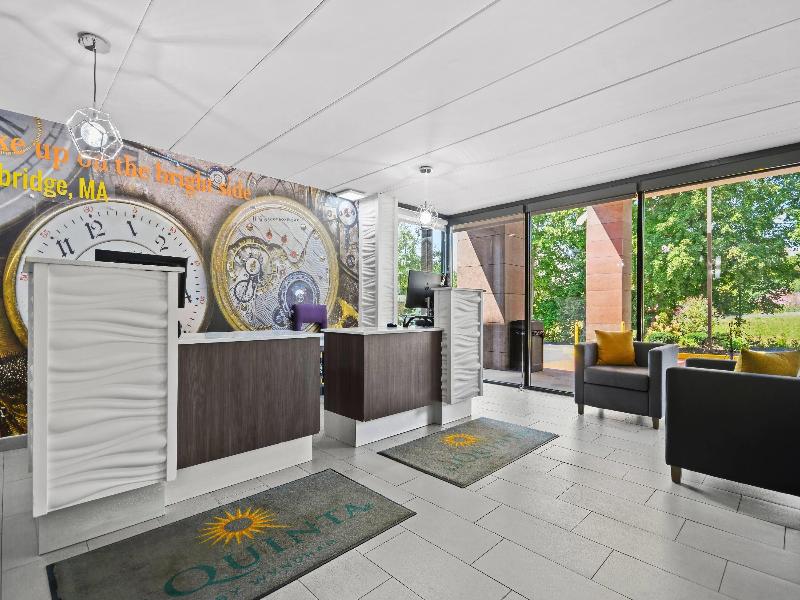 La Quinta Inn Suites By Wyndham Sturbridge image