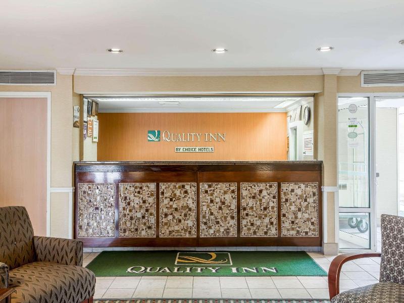 Quality Inn Colchester - Burlington image