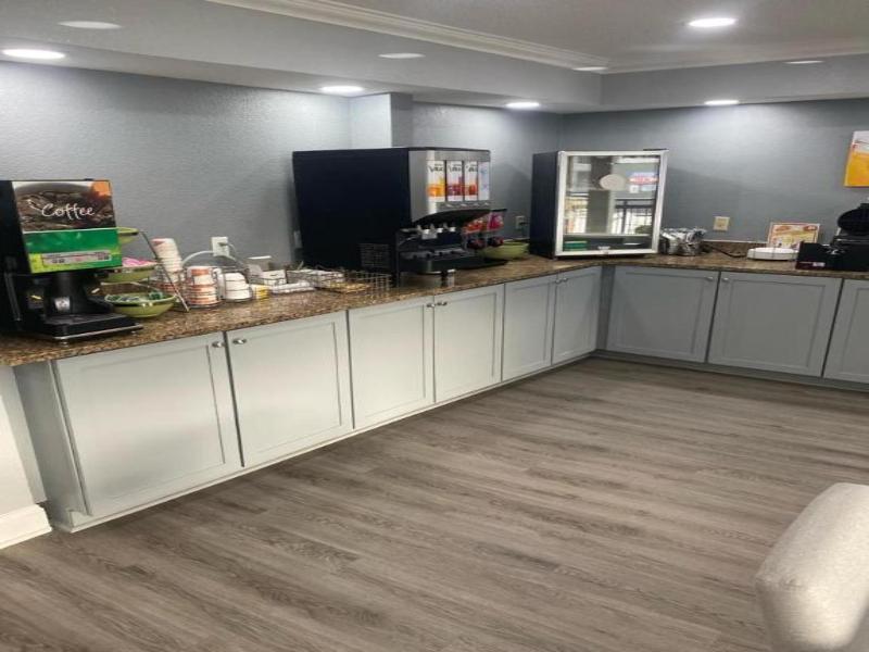 Quality Inn Colchester - Burlington image