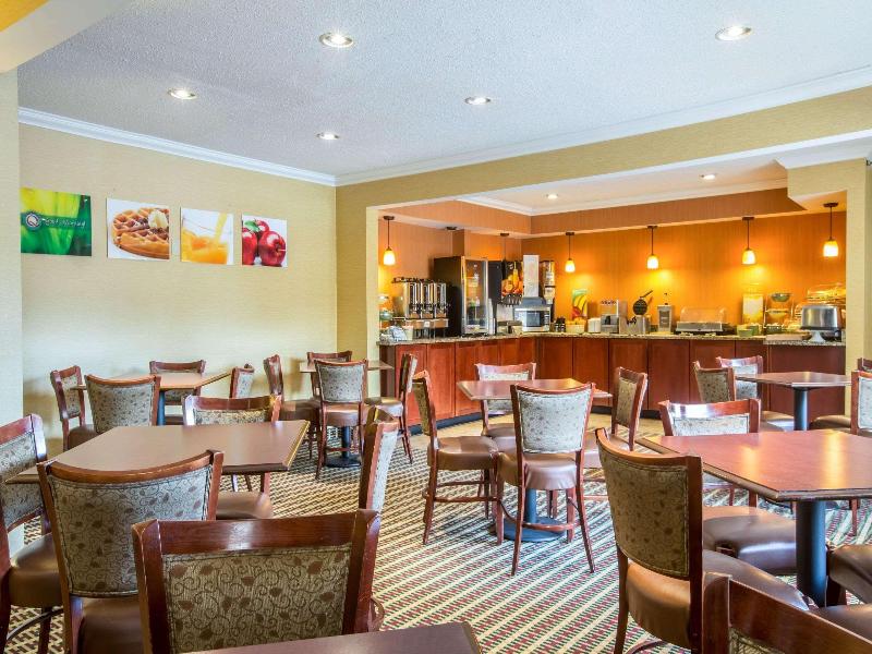 Quality Inn Colchester - Burlington image