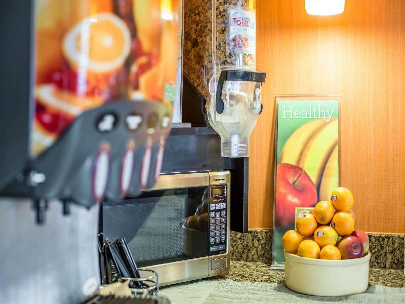 Quality Inn Colchester - Burlington image