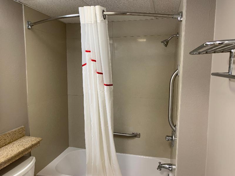 Red Roof Inn & Suites Vineland - Buena image